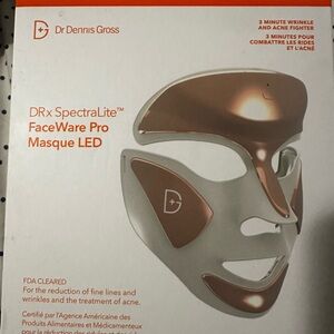 Dr. Dennis Gross SpectraLite FaceWare Pro LED Mask - Rose Gold/White